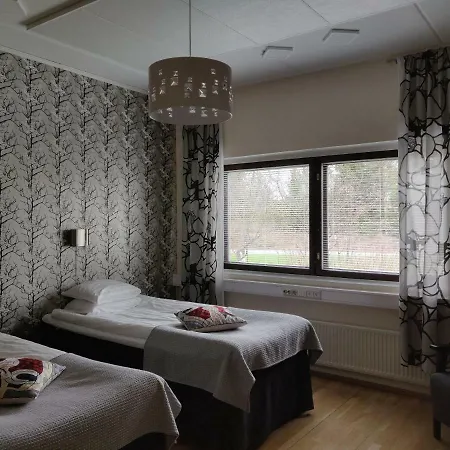 Vuolake Hotel 2*